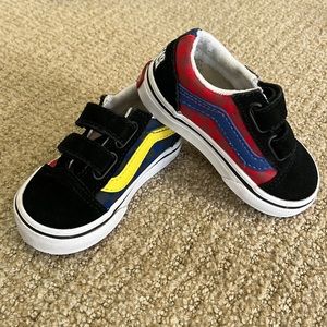 Toddler Vans shoes with velcro straps, size US Toddler 5